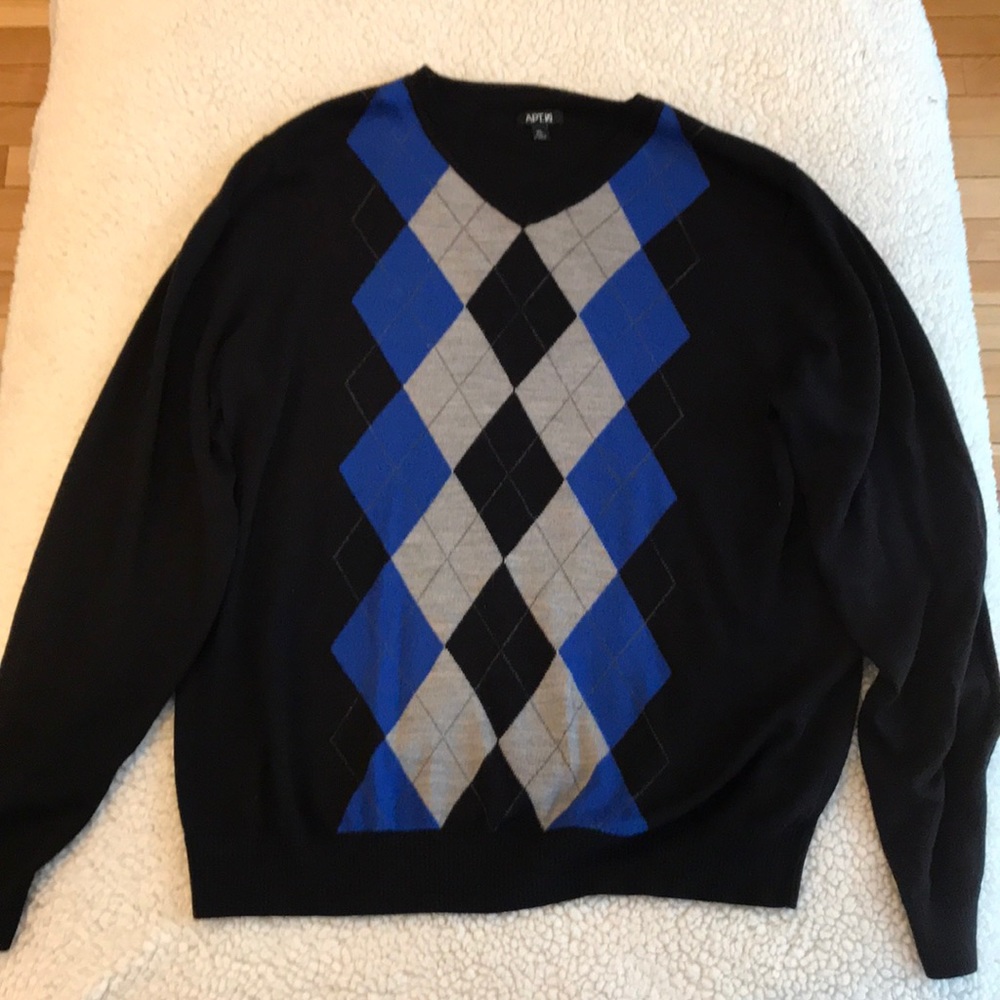 Apt 9 Argyle sweater XL
